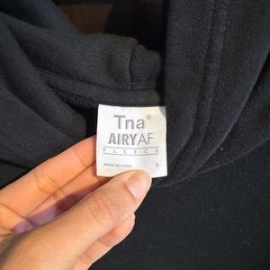 TNA airy AF fleece hoodie - black